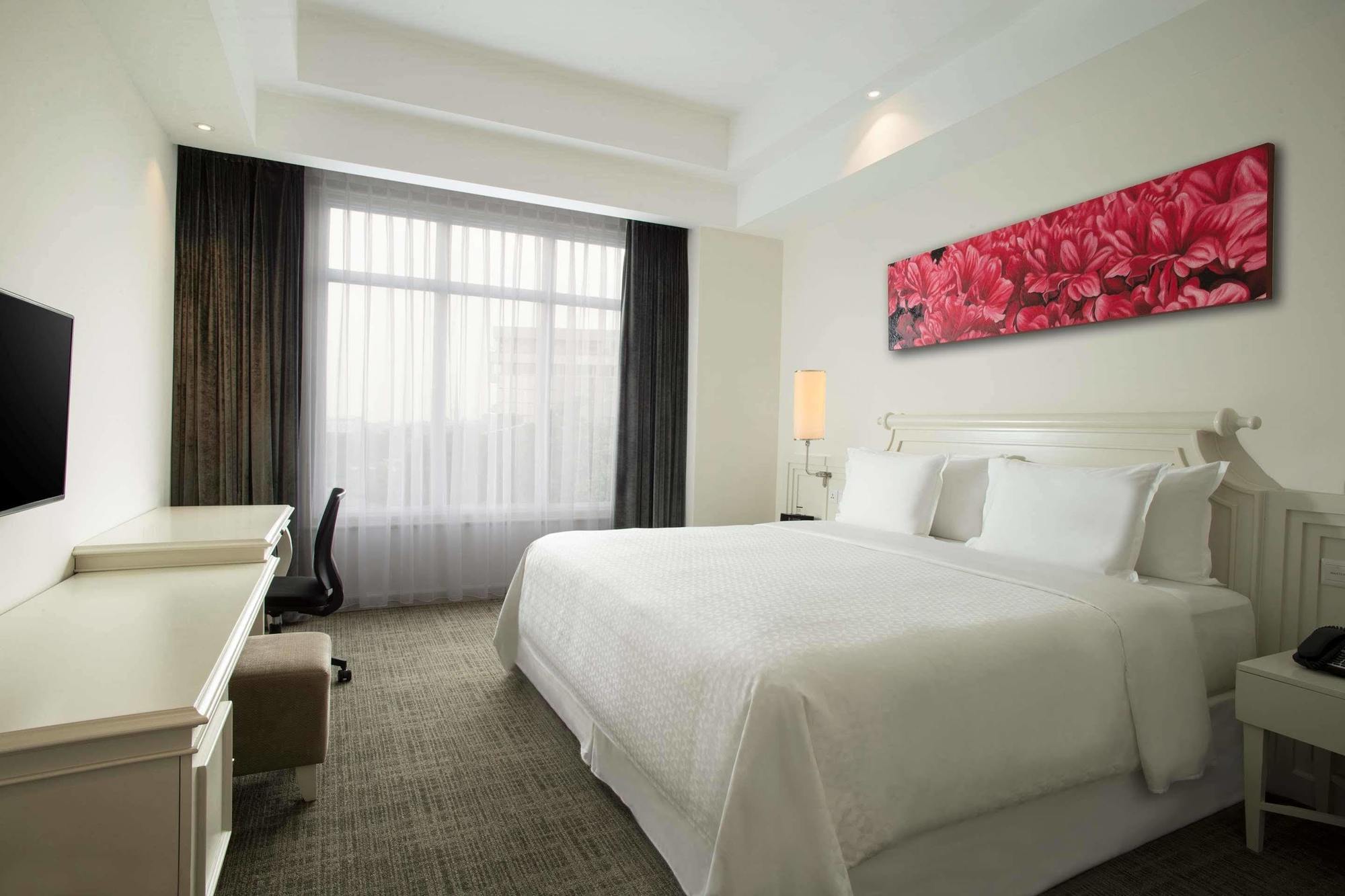 Four Points By Sheraton Bandung Hotel Exterior photo